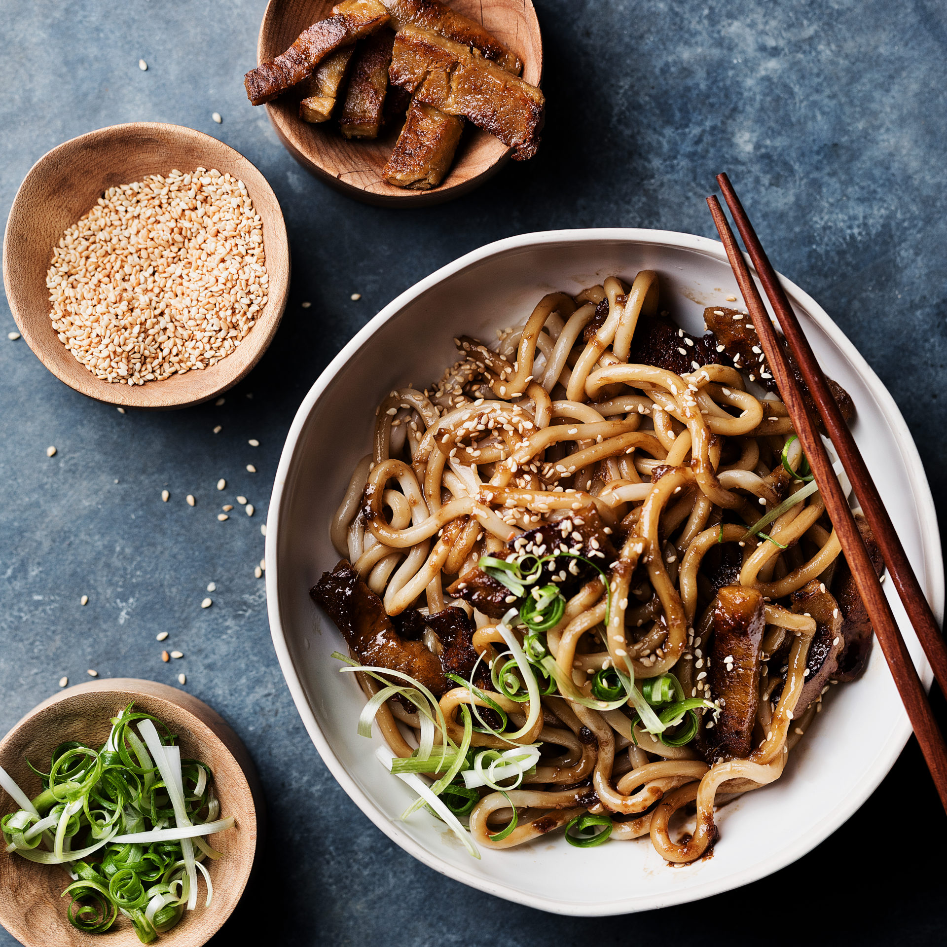 Seitan Garlic Noodles - Annie Chun's