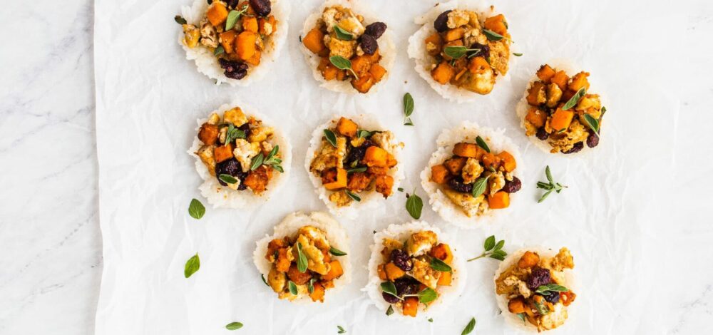 Spicy Peanut Crispy Tofu Rice Cups